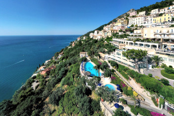 Raito Hotel
