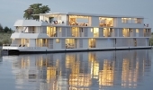 Zambezi Queen - Chobe River  Botswana