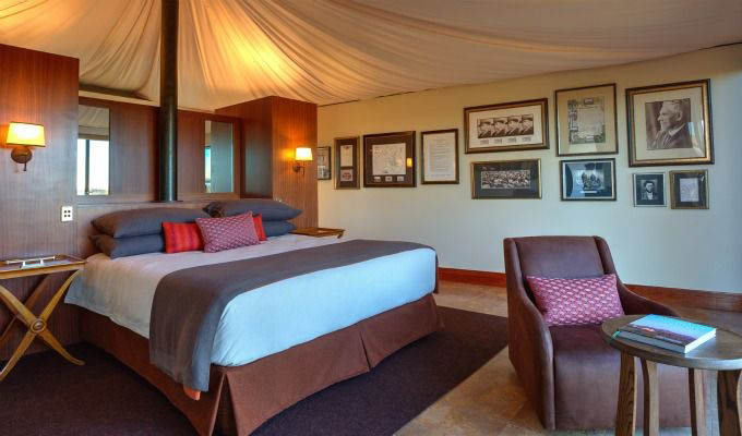 Longitude 131°, Luxury Tent Interior © Luxury Lodges of Australia - Australia