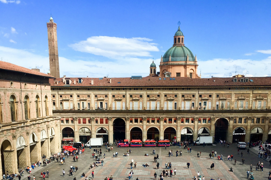  - Piazza Maggiore