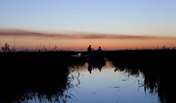 Esteros del Iberá, Laguna Valle at dawn - Argentina