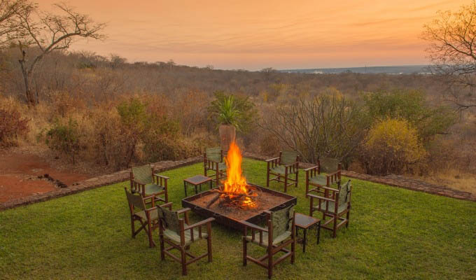 Stanley Safari Lodge, Bonfire - Zambia