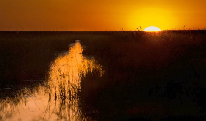 Puerto Valle, Sunset at the Laguna Valle - Argentina