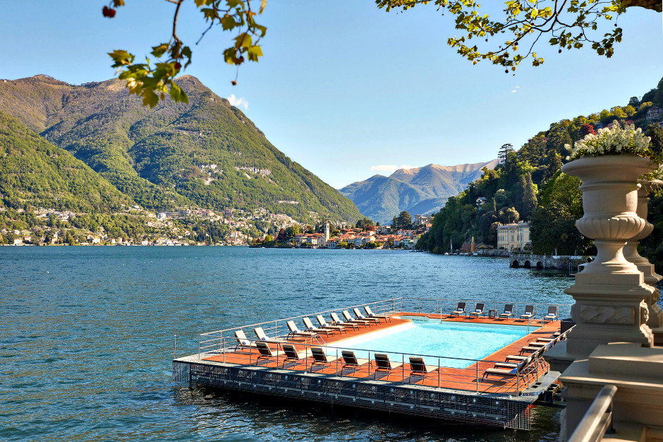  - Piscina nel lago