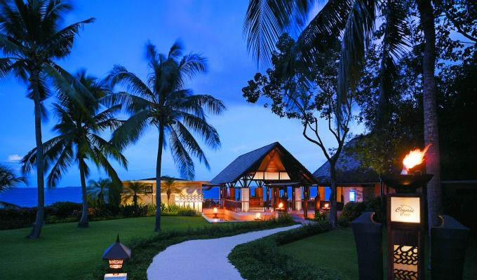 Cebu, Shangri-La's Mactan Resort & Spa, Cowrie Cove Restaurant at Night - Philippines