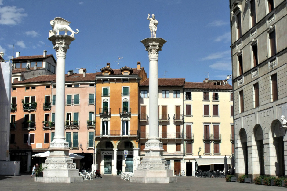 Vicenza Piazza dei Signori, colonnato