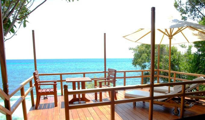 Eskaya Beach Resort & Spa, Seaview Deck - Philippines