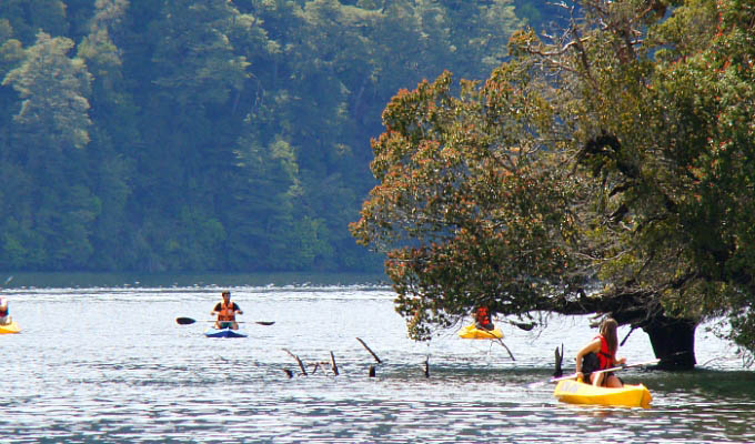 Huilo Huilo, Kayak - Chile