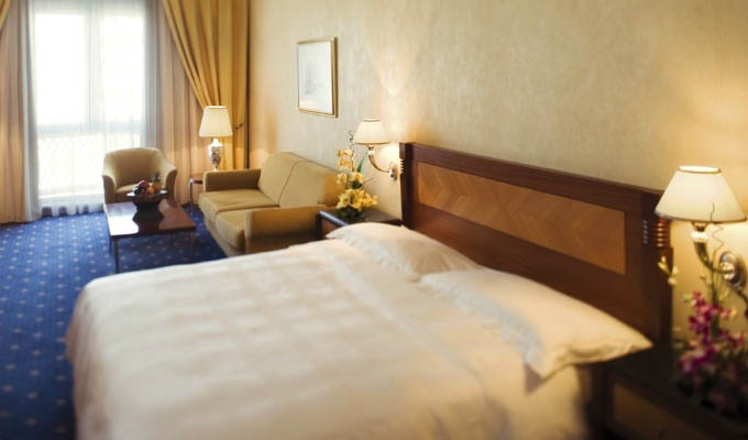 Mövenpick Hotel Bur Dubai, Double Bedroom - Dubai