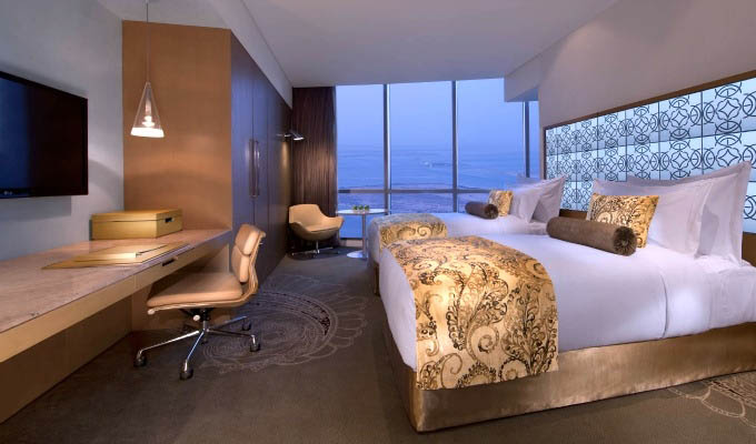 Jumeirah at Etihad Towers - Deluxe Room - Abu Dhabi