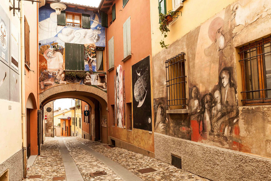 Dozza, murales