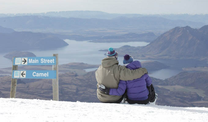 Together at Treble Cone © Martyn Williams/Tourism New Zealand - New Zealand