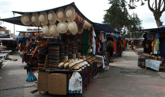 Otavalo Market © Ministerio de Turismo del Ecuador/ecuador.travel - Ecuador