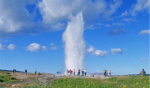 Geyser, ghiacciai e cascate