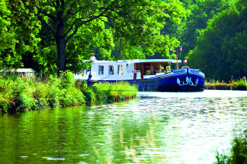 Belmond Amaryllis - Afloat in France